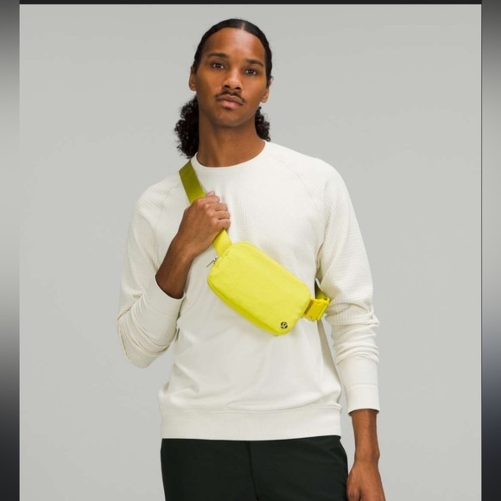 Lululemon Athletica Everywhere Belt Bag adjustable Utility Yellow purse